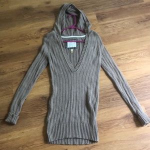 AE Brown sweater